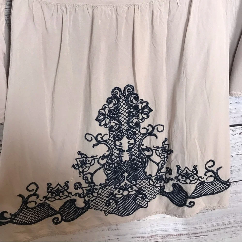 Flying Tomato Bell Sleeve Embroidered Boho Size Large Mini Dress - Picture 6 of 8